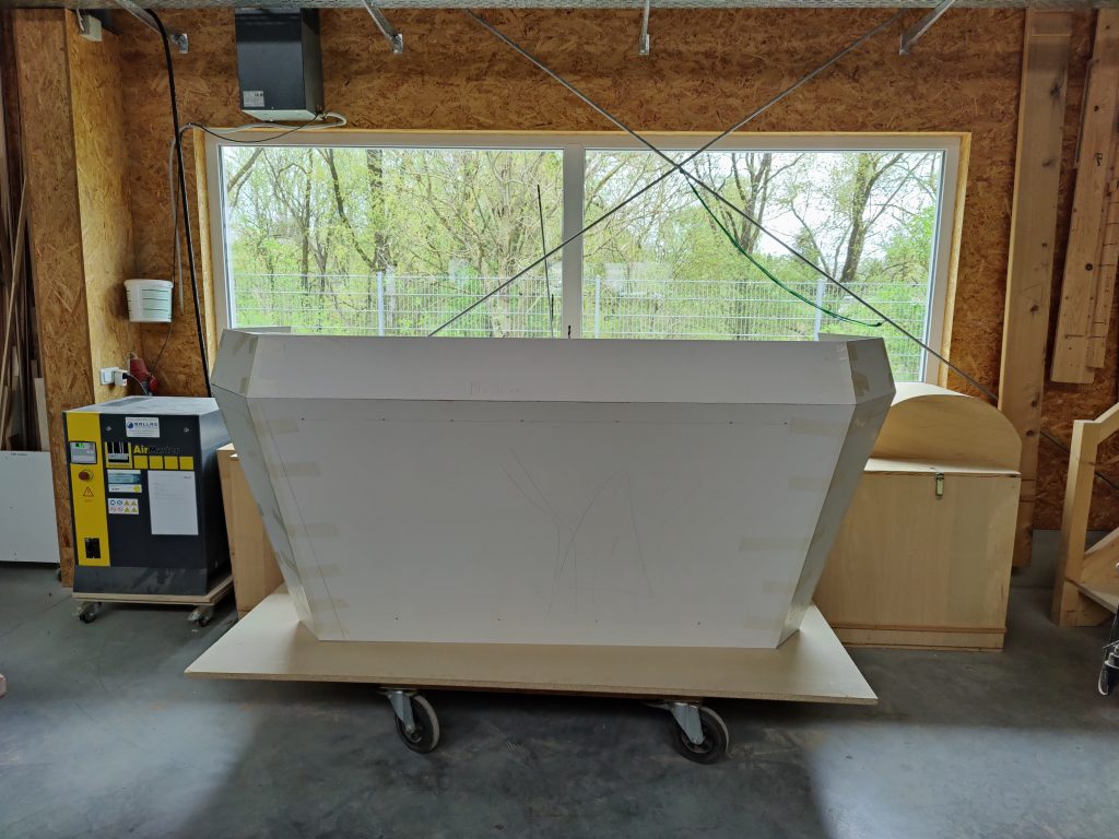 Rohform des DJ Pults